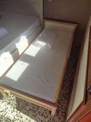 Cama infantil Ikea -  madera