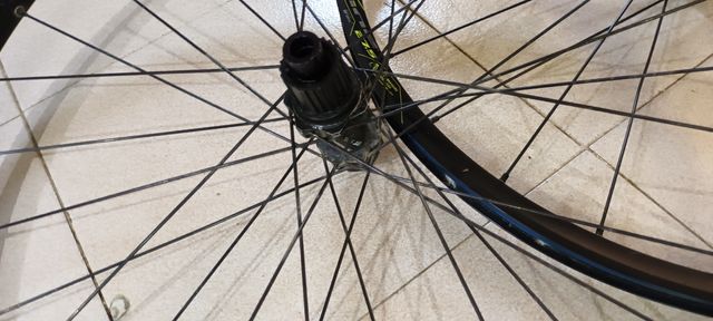 Ruedas DT Swiss M1900 SPLINE 27.5