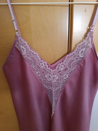 Top Adilynn rosa satinado c/encaje