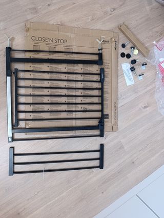 Barrera seguridad Hauck Close'n Stop 96-101 cm. 