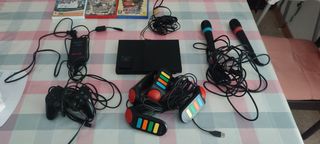 PS2 (PlayStation 2) negra + accesorios