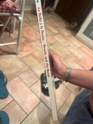 La Bella y la Bestia (Beauty and the Beast). Bi...