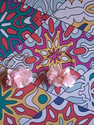 Pendientes aro flores rosa-dorado