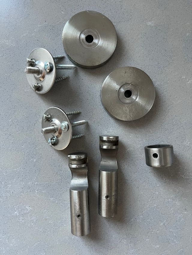 Barra cortina plateada +soportes + anillas