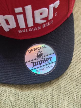 Gorra Jupiler - Roja y Negra