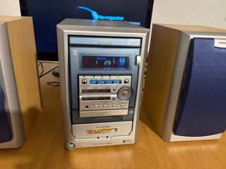 Minicadena Aiwa XR-M121 Vintage