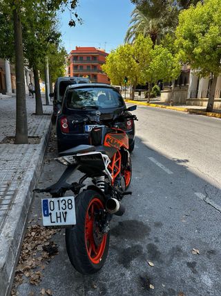 KTM Duke 390 - Moto Impecable