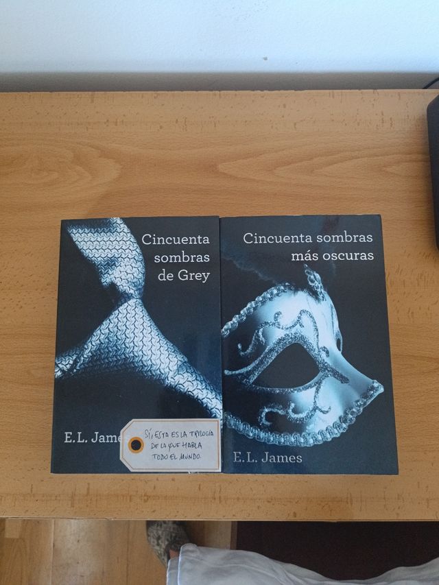 CINCUENTA SOMBRAS DE GREY