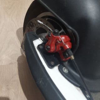 Patinete eléctrico Hellbot Design
