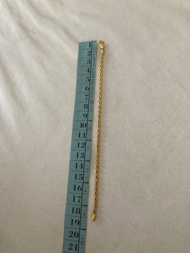 Bracciale intrecciato di argento dorato