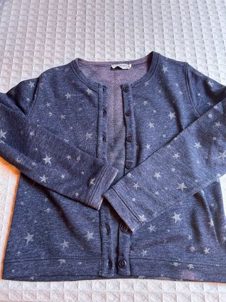 Jersey niña azul con estrellas