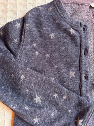 Jersey niña azul con estrellas