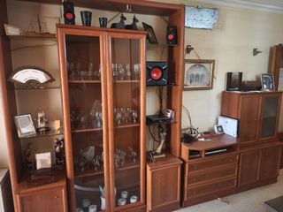 Mueble salón madera-cristal