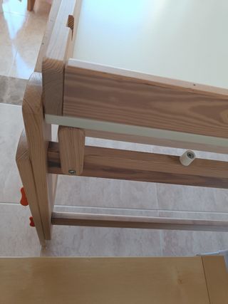 Escritorio infantil Ikea Flisat
