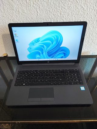 Portátil HP i5 16GB SSD 500GB 15"