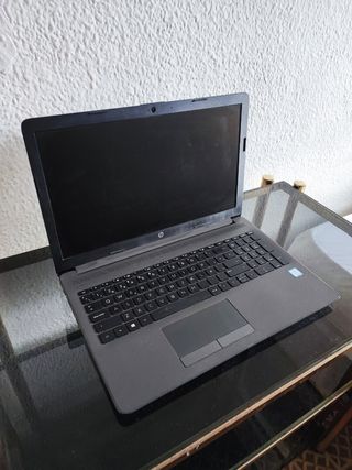 Portátil HP i5 16GB SSD 500GB 15"