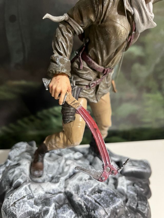 Figura Rise Tomb Raider Edicion Coleccionista
