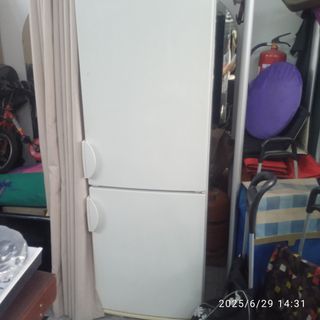 Nevera blanca 2 puertas