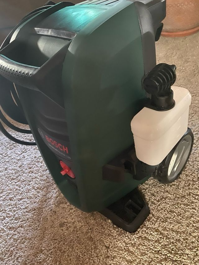 Hidrolimpiadora Bosch Aquatak 130