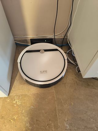 ILIFE V2 - Robot aspirador blanco