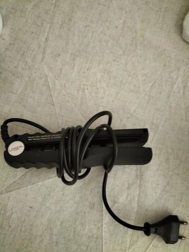 Plancha pelo L'Oréal - Negra