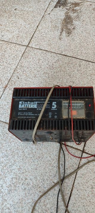 Cargador baterías Finhell SLS 5 12V