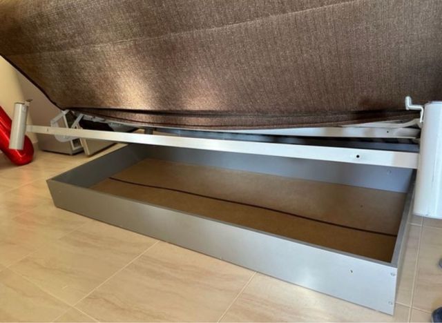 Sofá cama marrón IKEA