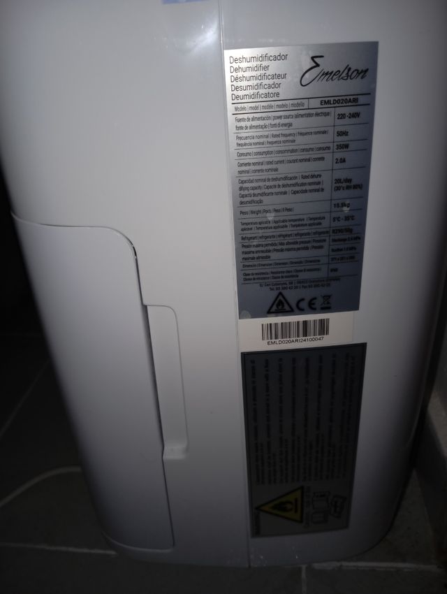Deshumidificador Emerson blanco