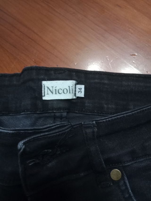 Vaqueros Nicoli negros -talla XS/34