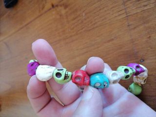 Collana teschi colorati