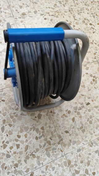 Carrete de aluminio ext. 25m. 230V IP44
Alargador 