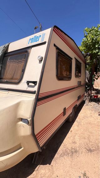 Caravana Roller Aloha 330DD - Ideal para escapadas