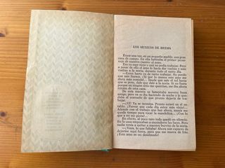 Los Músicos de Brema y Otros Cuentos (Ed. Antigua)