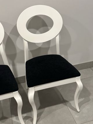 sillas de comedor son 4