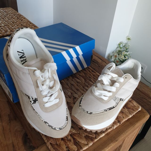 Zapatillas Zara beige serpiente