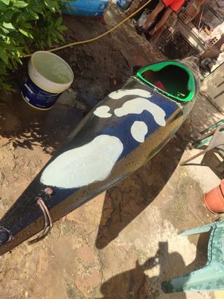 Kayak piragua de aguas bravas