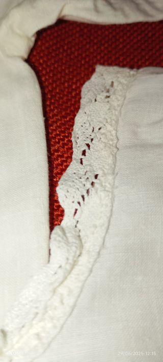 Lote de 4 piezas antiguas de lino para bebe.