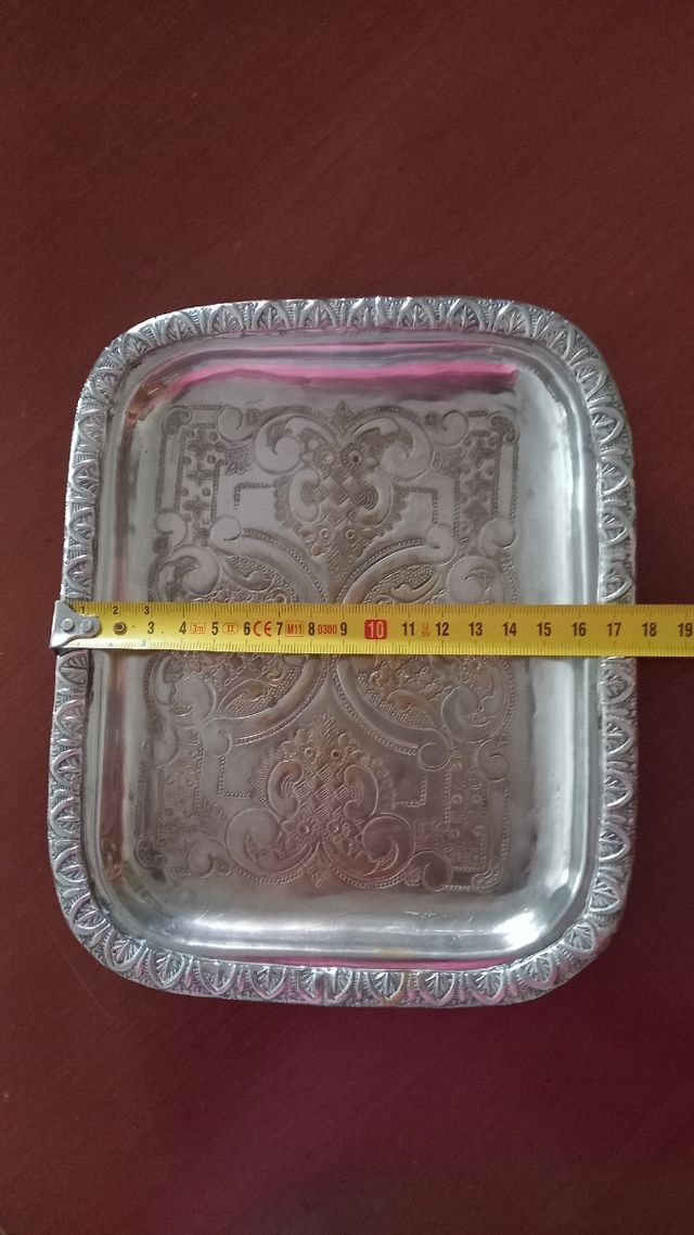 Bandeja metal plateada