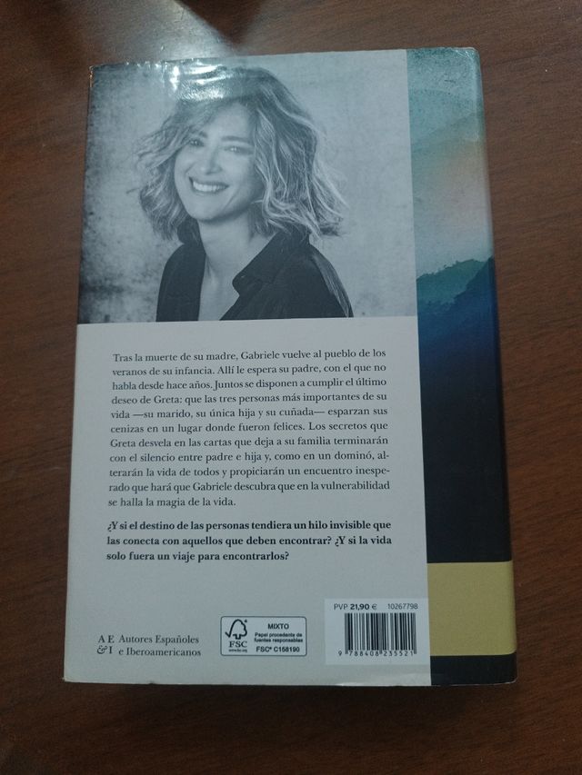 Un océano para llegar a ti: Finalista Premio Pl...