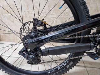 YT Tues CF Pro Race talla L