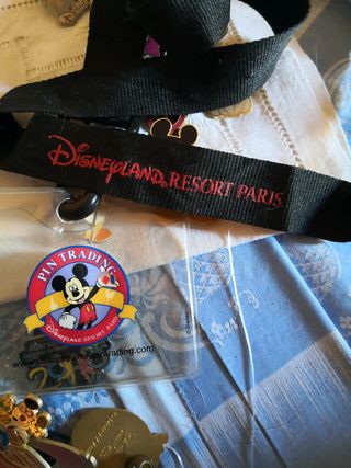 Pin Disney Paris: vari personaggi