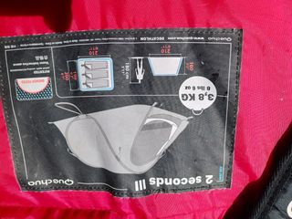 Tienda campaña pop-up roja