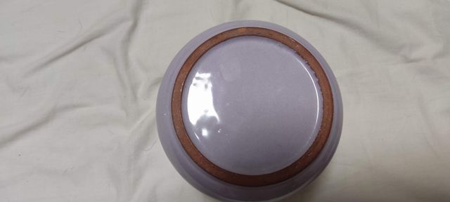 Macetero decorativo cerámico morado