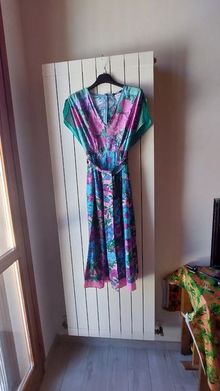 Abito floreale in seta