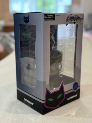 Figura Catwoman Gallery DC Comics