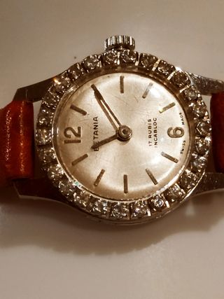 Reloj de oro de 18 kilates con diamantes 