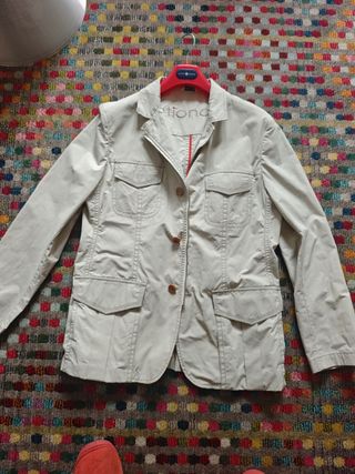 Chaqueta Nationality beige Talla L