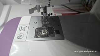 Maquina de Coser Electronica Singer Patchwork 7285