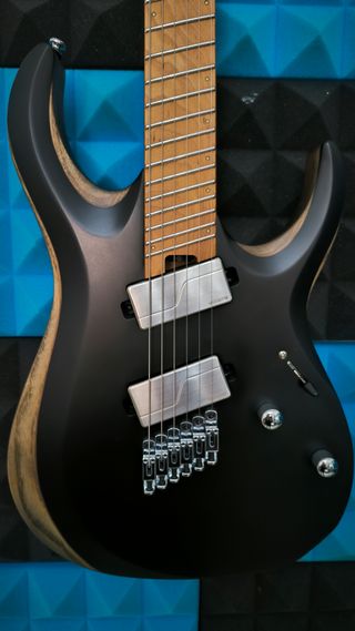 Guitarra Cort X700 Fishman Pickups Impecable