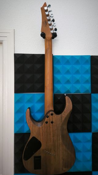 Guitarra Cort X700 Fishman Pickups Impecable